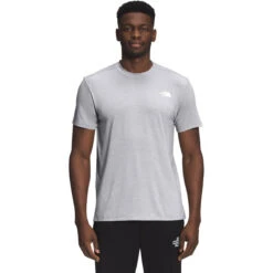 The North Face Men's Wander Short-Sleeve -Urban Layered Store NF0A7WUU DV9 hero